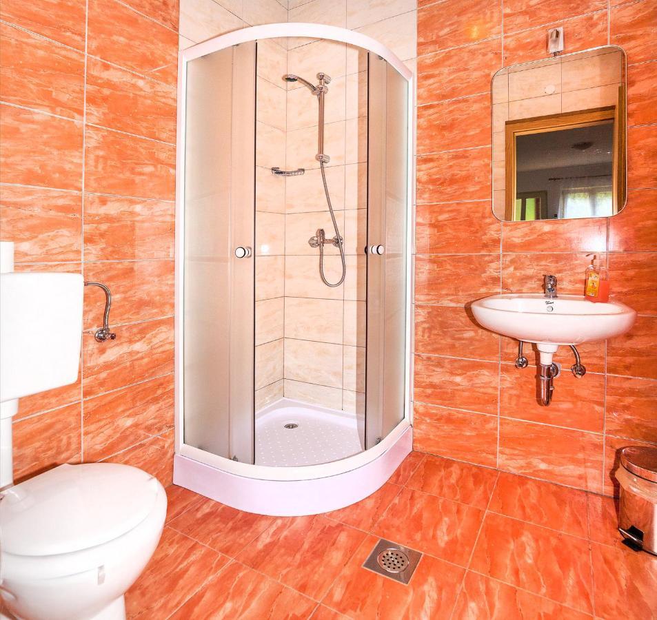 Apartments Barbara With Pool Брсеч Екстер'єр фото