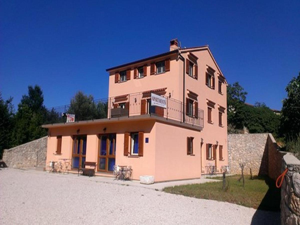 Apartments Barbara With Pool Брсеч Екстер'єр фото
